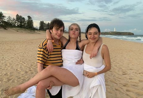 Snailmail star erotic pics