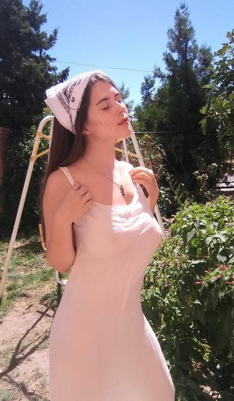 Ailin Marquez naked pornstar pics