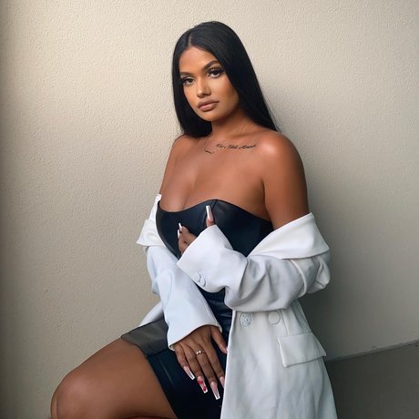 Ari Kumar star art image