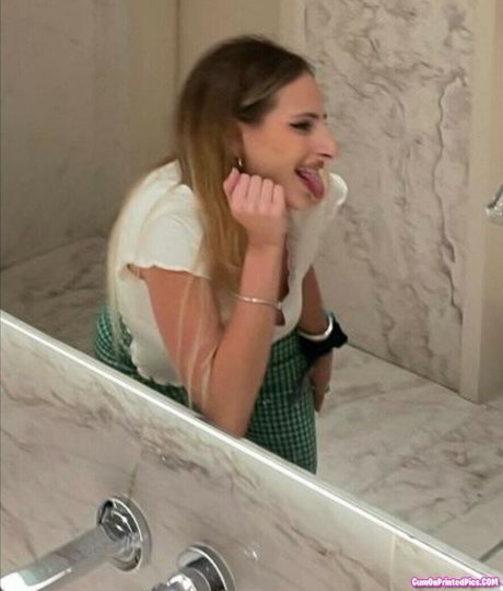 Sophia Zisi pornstar sex archive