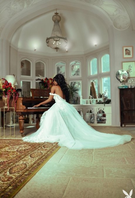 Irene Major model image