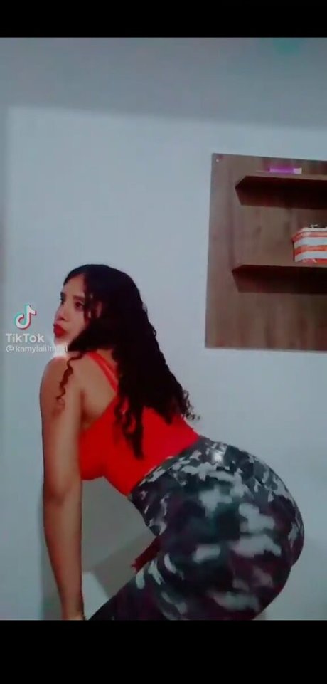 Kamylla Lima model hot image