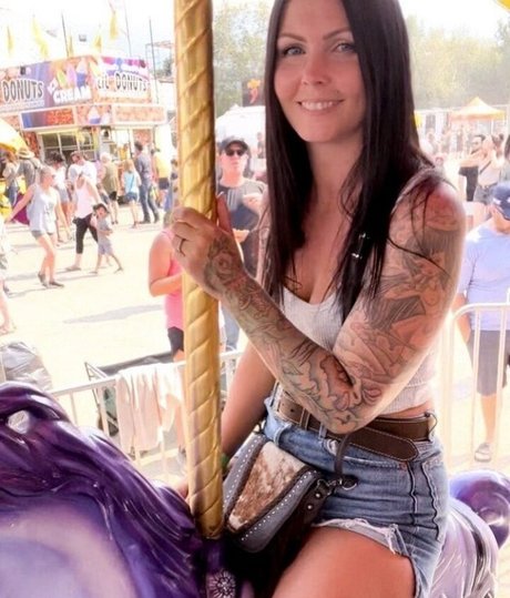 Elaina Grant nice pornstar img