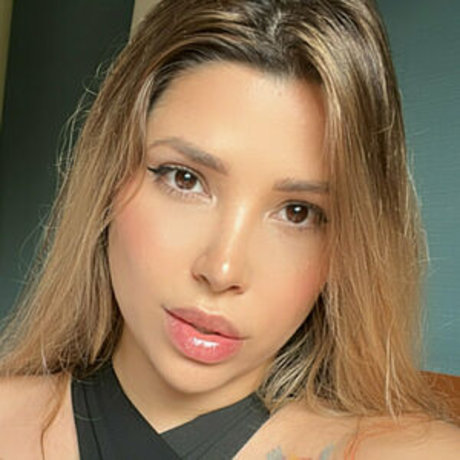 Ellaa Asmr star free images