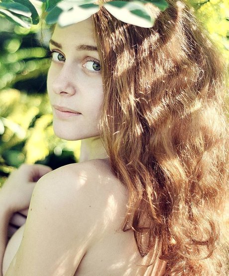 Ave Maria naked model pics