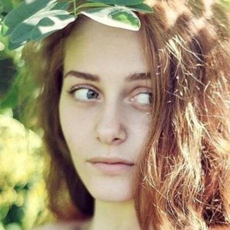 Ave Maria naked model archive