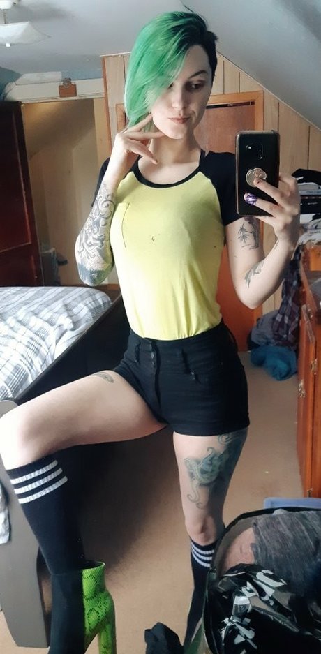 Grandaddyskulls pornstar free picture