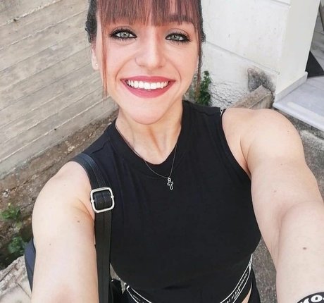 Angela Doxa Profile pic