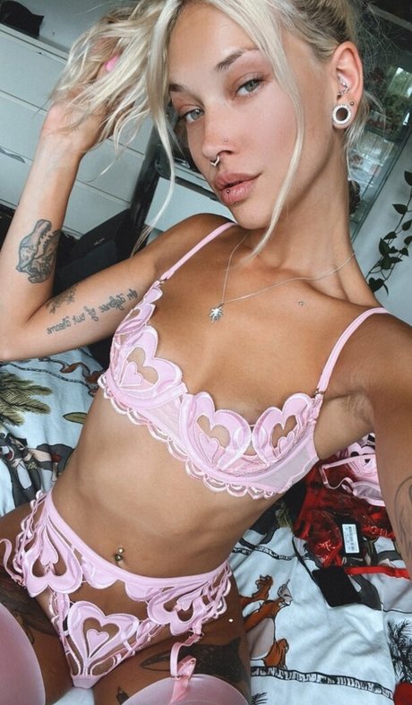 Phirose pornstar hd picture