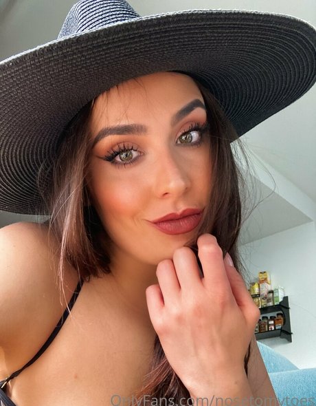 nosetomytoes sex actress images