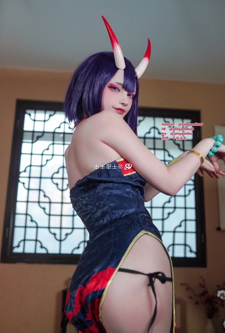 SenyaMiku pornstar nude img