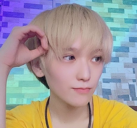 Sora Shiina exclusive actress pictures