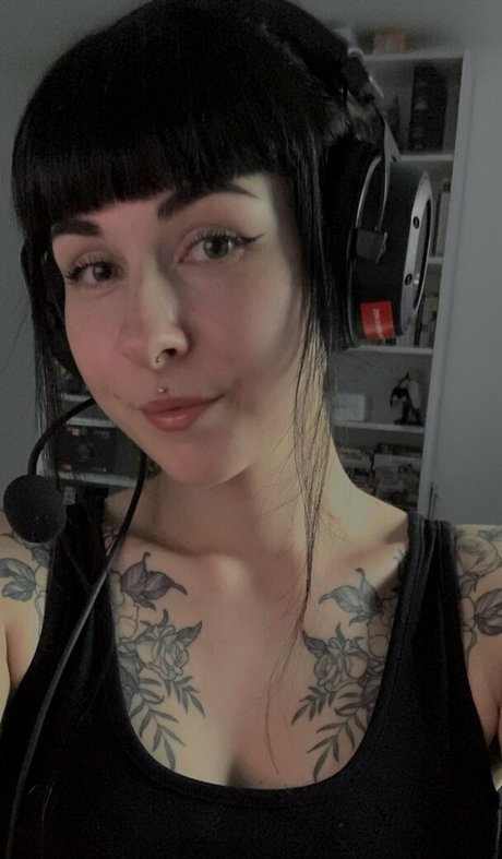 romisu exclusive star image