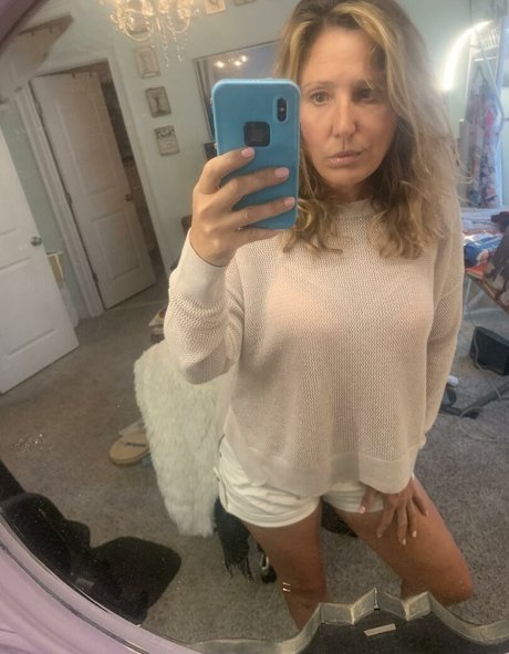 Beachbound hot star pictures