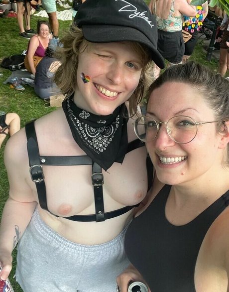 Acvalens star erotic photos