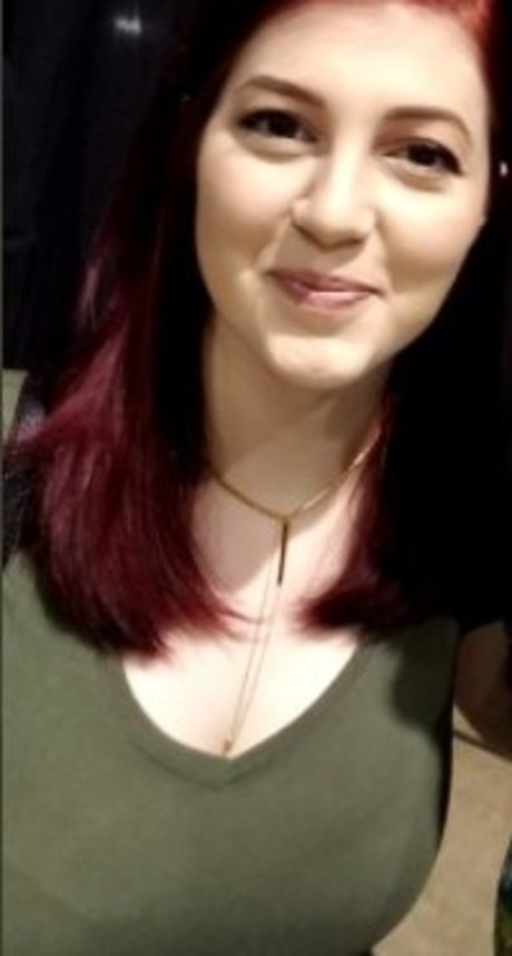 LacedUpLauren model high quality image