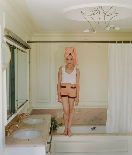 Shira Haas model exclusive picture