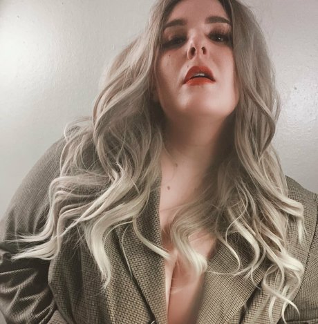 Suzy q star nice galleries