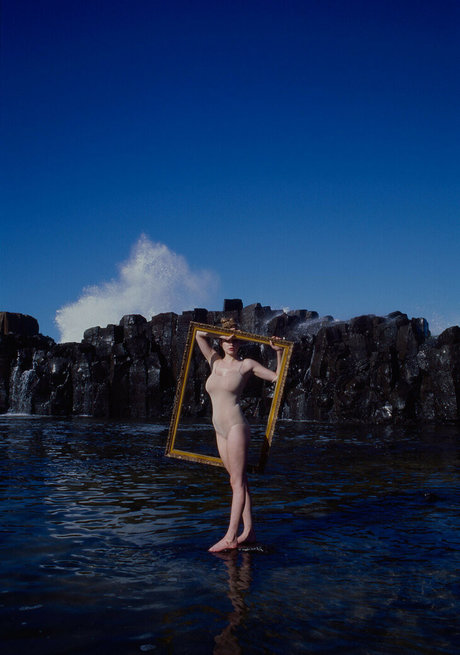 Elle Brittain star hd images