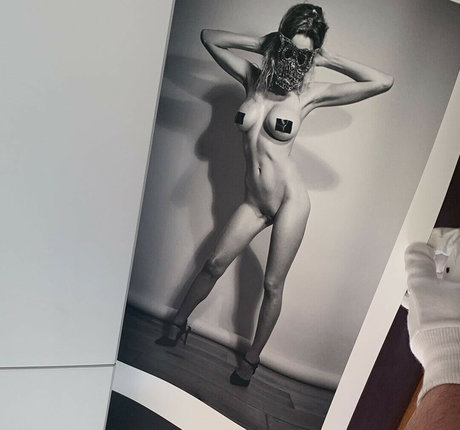 Elle Brittain pornographic actress img