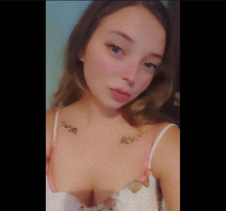 Bluefreak150 perfect model photo