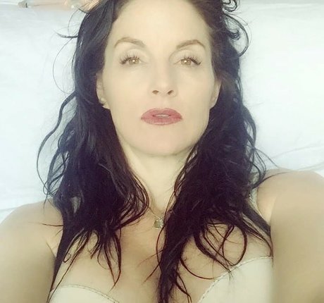 MilfChristine star nice photos