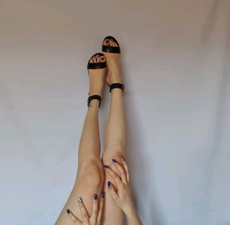 Mika Lee Ray model free gallery