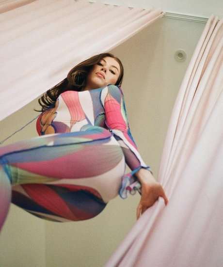 o lyalya model perfect archive