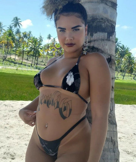 Brenda Kely model pretty pic