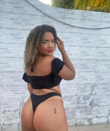 Brenda Kely erotic star galleries