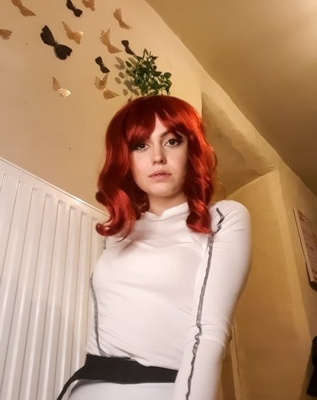 Olivia Tucker exclusive star picture