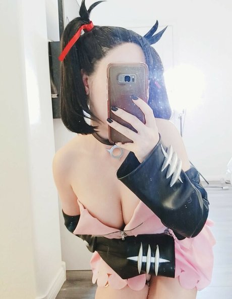 Rinnie Riot pornographic star pic