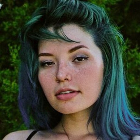 Drew Berry star nudes image