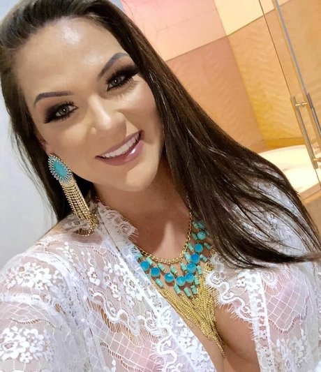 Elen Specht best actress photos