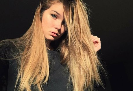 Taymoo hot pornstar pictures