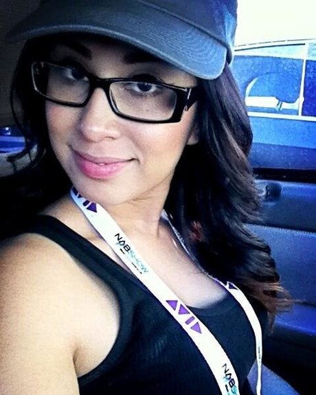 mrzmoco best actress archive