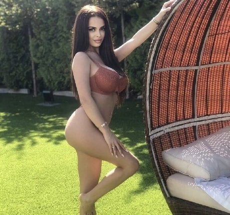 a t hristovaa beautiful pornstar photos