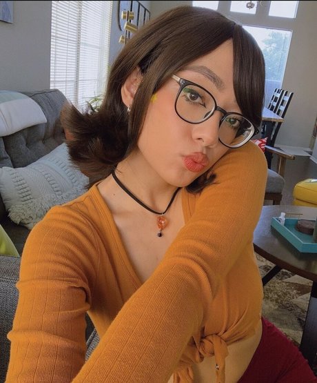 honeebell star nude photo