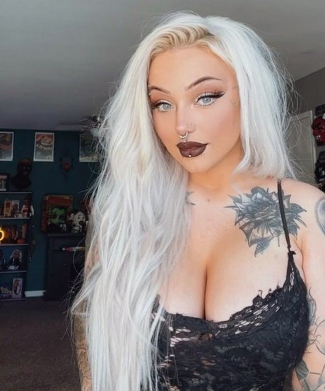 Screamqueen68 high quality model archive