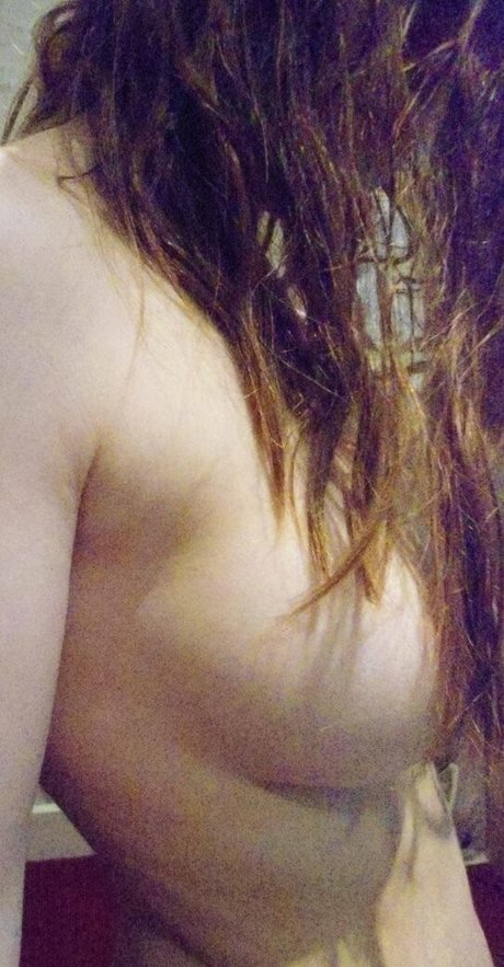 PoloSnuggles hot actress pics