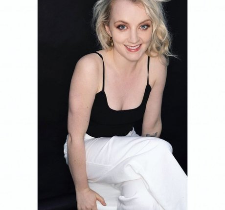 Evanna Lynch art actress archive