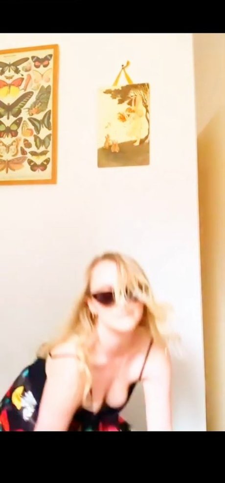 Evanna Lynch nice model pic