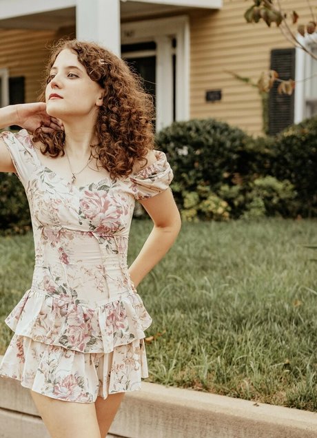 ApartmentFluffy7589 star nude pic