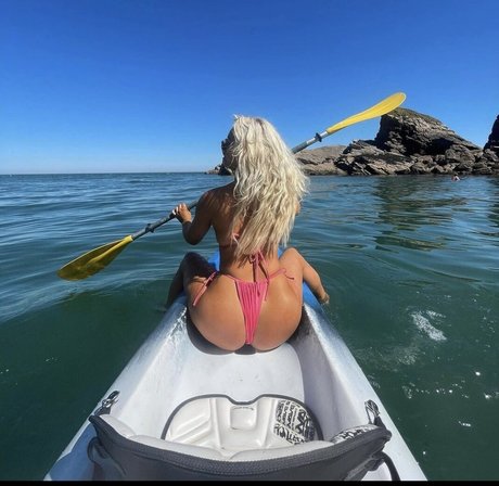 Chloe Goodwin pornstar art img