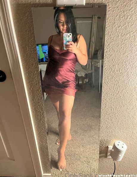 Elizabeth Retana sexy model photos