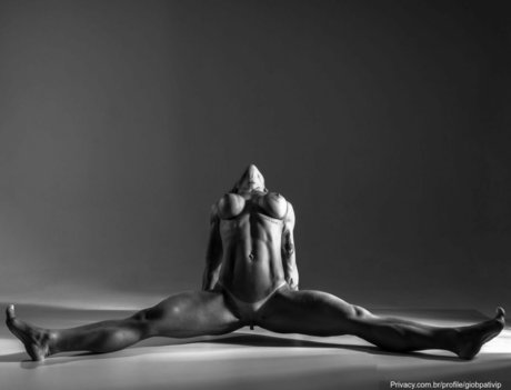 Giovanna B Pati model art pic