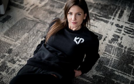 KayPea beautiful pornstar photo