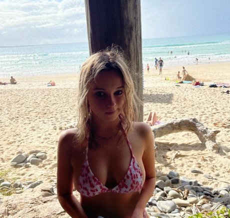 Oliviaeviplant naked star pics