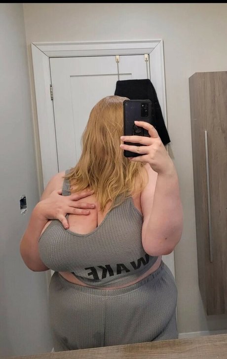 loser___queen erotic star image