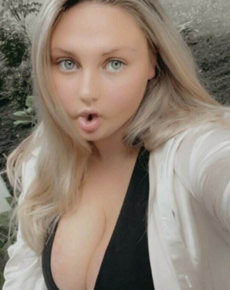 Emma Burzynski star sex galleries